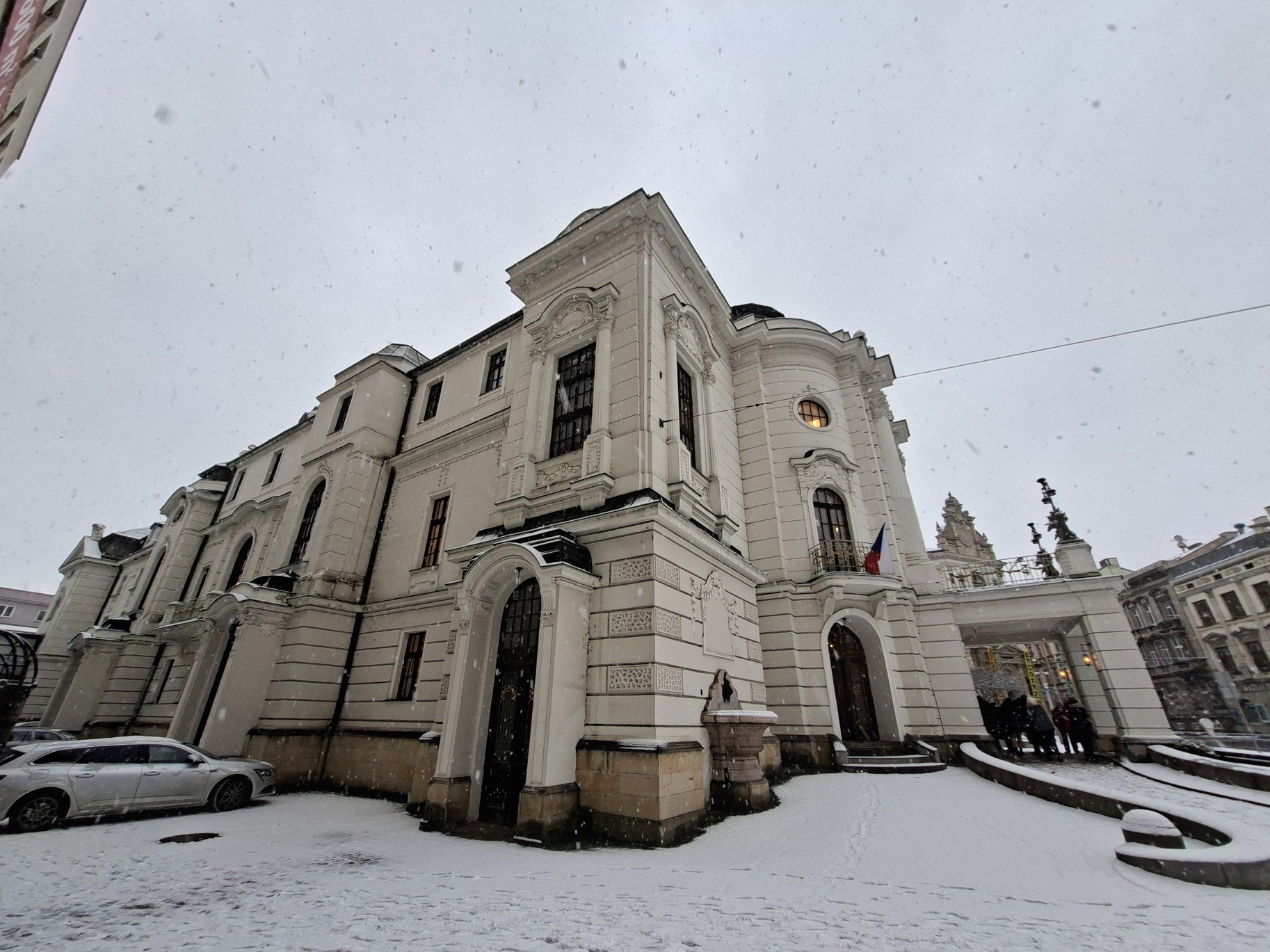 Obrázky z Ústí nad Labem – Severočeské divadlo opery a baletu v poslední den roku 2025