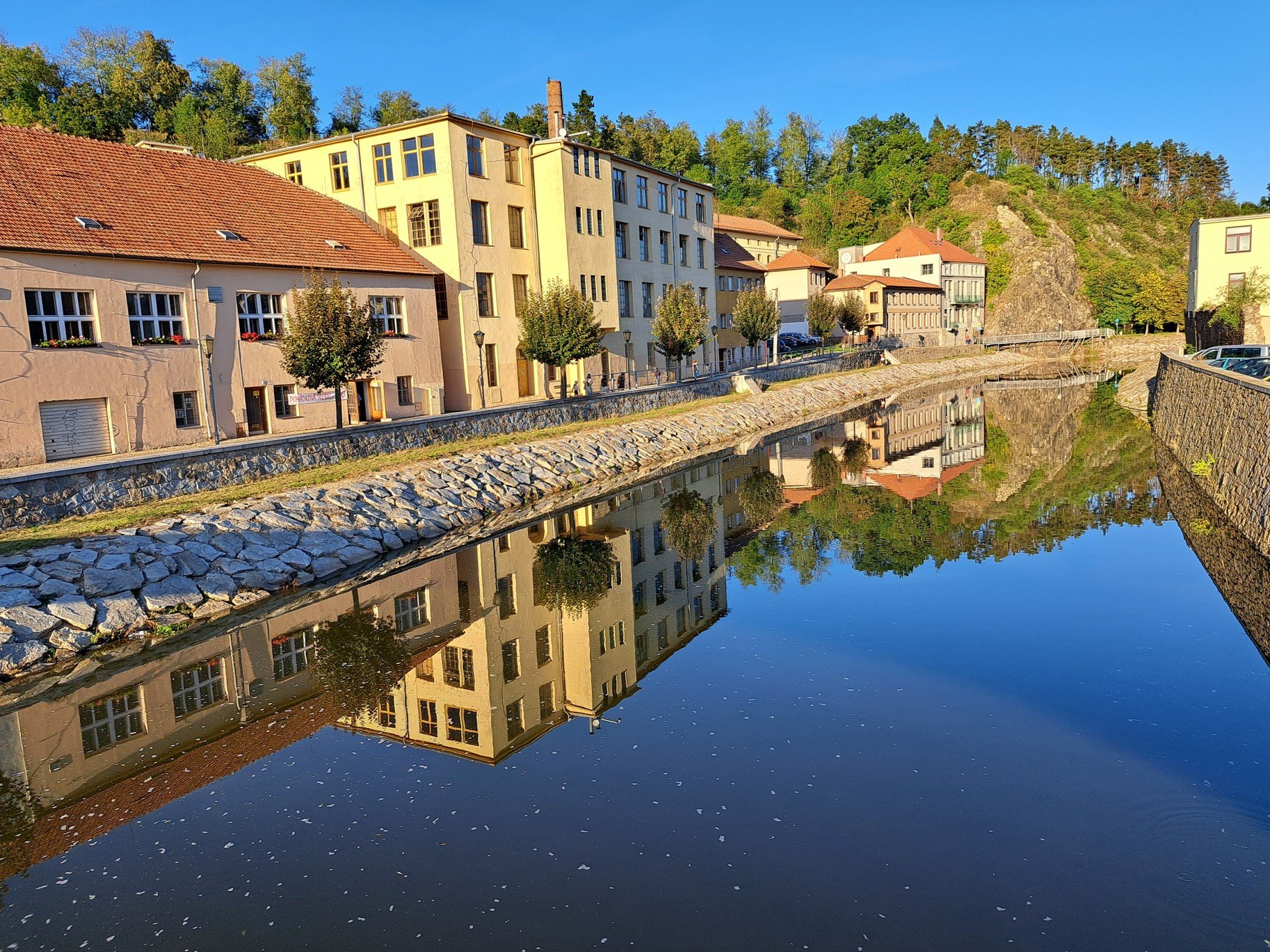 Město Třebíč a lávka Soukenická