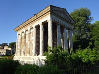 Všechny cesty vedou do Říma a Portunův chrám (Tempio di Portuno)