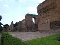 Všechny cesty vedou do Říma a čistota těla i ducha (Caracallovy lázně)