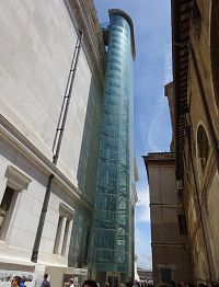 Monumento Nazionale a Vittorio Emanuele II. - výtah na vyhlídku