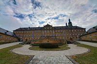 Klášter Banz s kostelem sv. Petra a sv. Dionýse