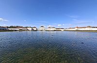 Obrázky z neněmeckého Mnichova a kaskáda vodopádů v zámeckém parku Nymphenburg