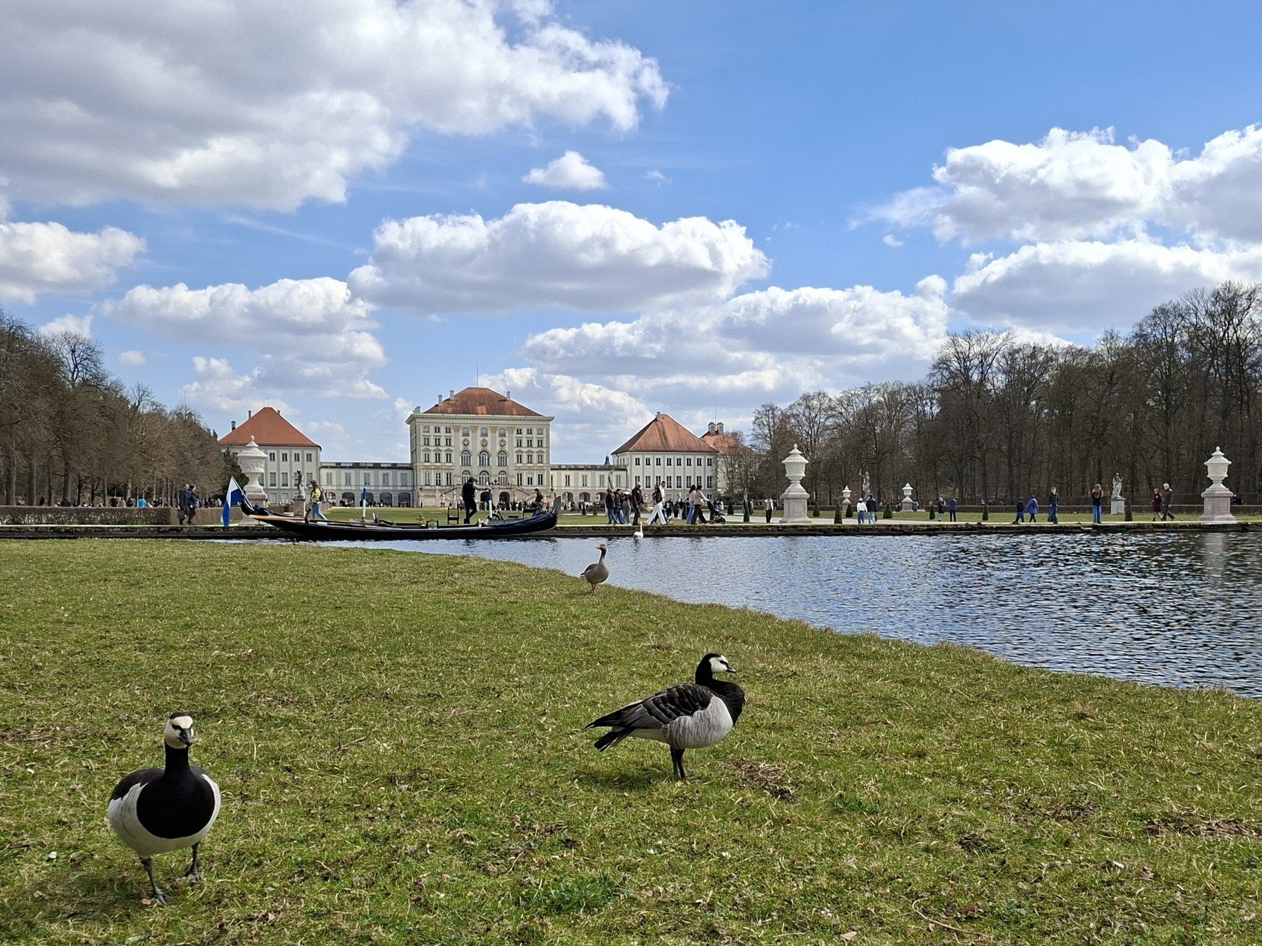 Obrázky z neněmeckého Mnichova a zámeček Badenburg v zámeckém parku
