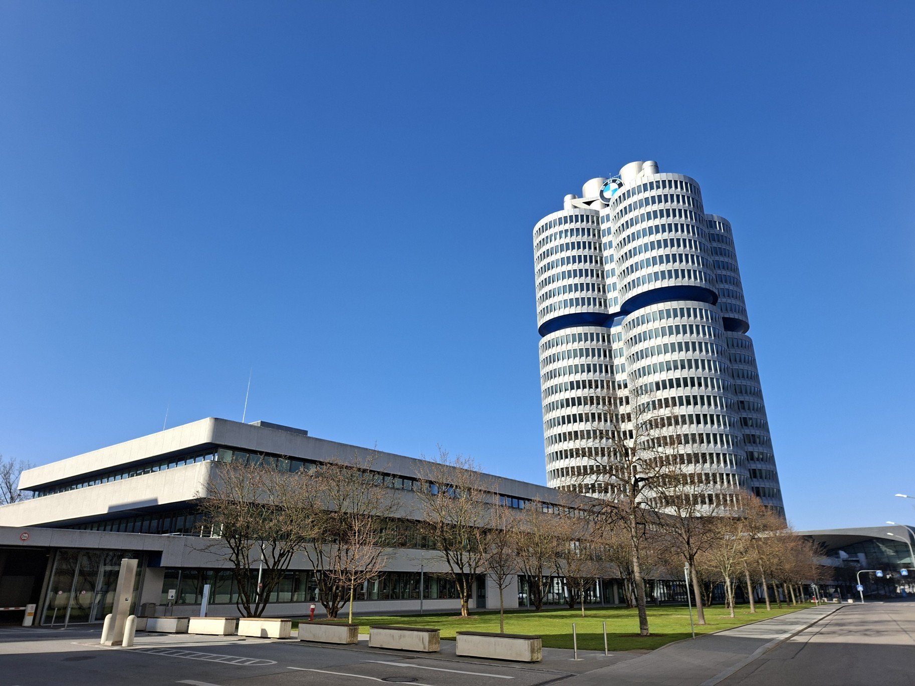 Obrázky z neněmeckého Mnichova a Svět BMW a Museum