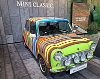 BMW Welt a muzeum ukazují celou historii i vize budoucnosti značky BMW – od prvních motorů a letadel až po aktuální studie vozidel.