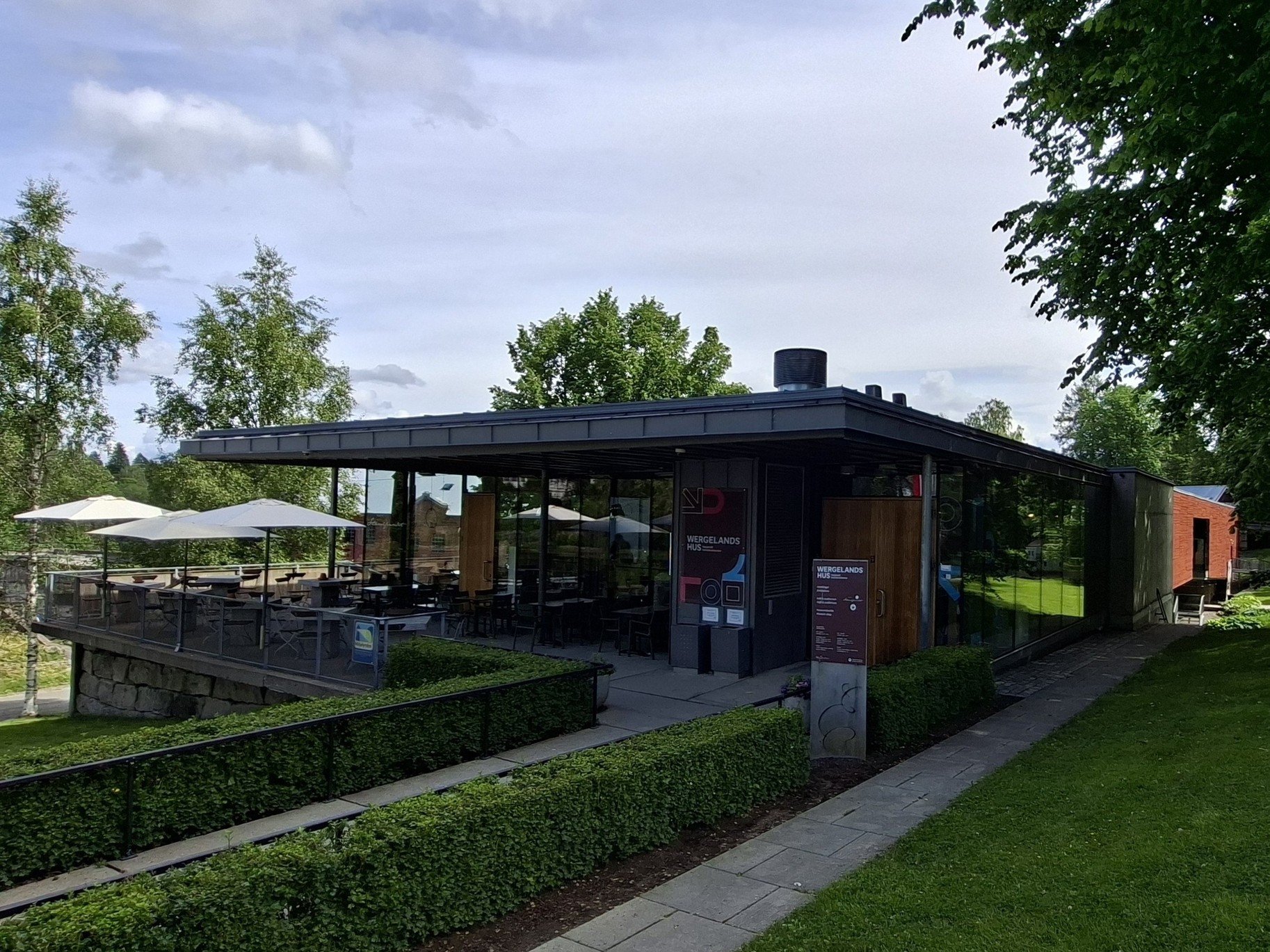 Obrázky nejenom z Laponska – Infocentrum u Eidsvollsbygningen