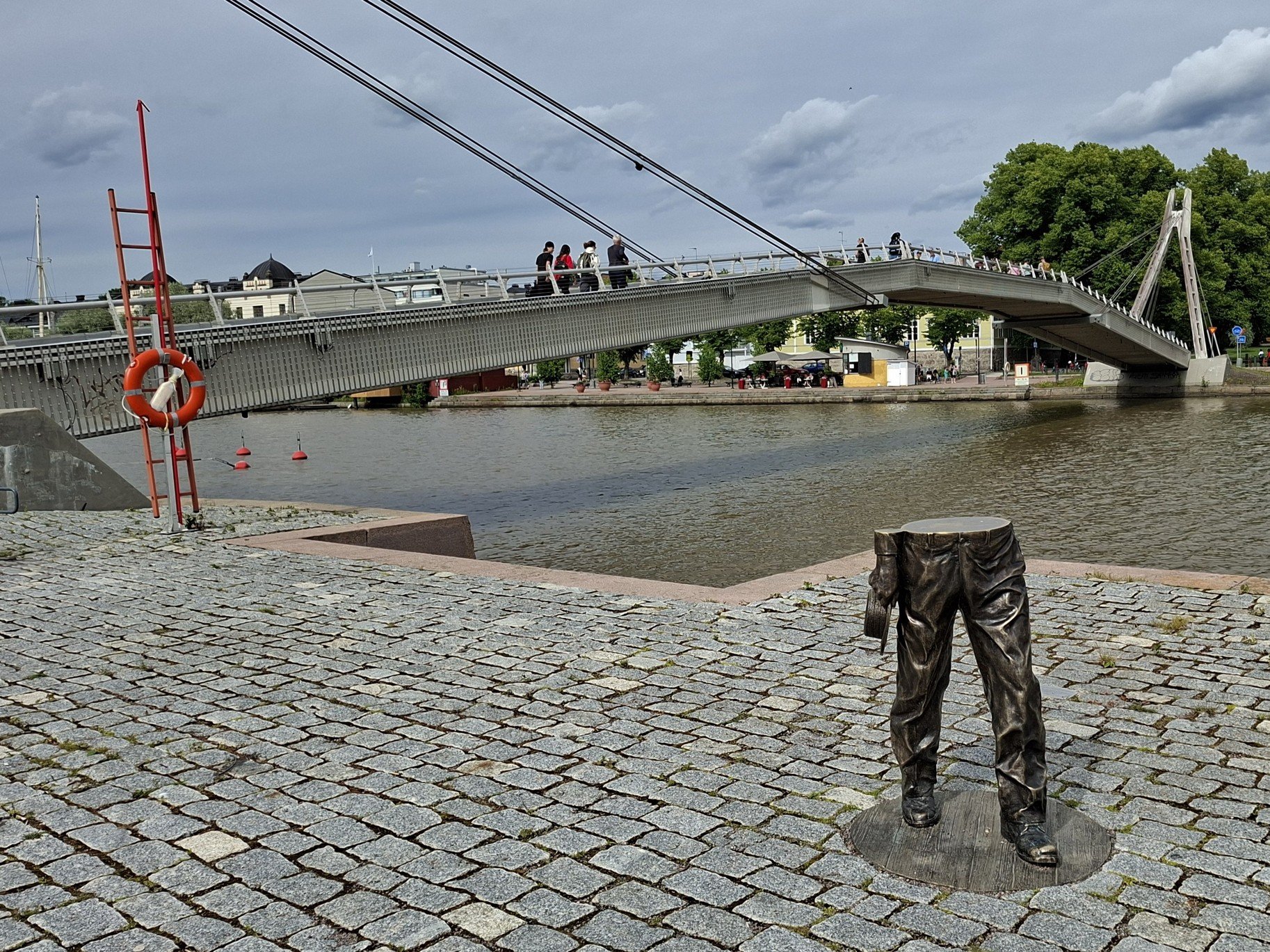 Obrázky nejenom z Laponska – lávka přes Porvoonjoki v Porvoo ve Finsku
