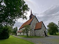 Kostel Stiklestad, podle mnohých stojí přesně na místě, kde padl Olaf.