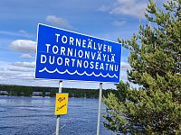 Torneälven je 410 km dlouhá řeka ve švédské části Laponska. Vytéká z jezera Torneträsk na švédsko-norské hranici. V zimě se dodává led z Torne Älv do ledového hotelu v Jukkasjärvi.