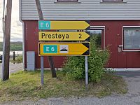Svou slavnou pouť končí v městě Kirkenes nedaleko hranice s Ruskem. Celá trasa měří 3140 kilometrů. Je zajímavé, že chvíle vede podél finských hranic, ale do této země se nepodívá, jako by se Finska bála.