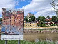 Porvoo je oficiálně bilingvní, používá se zde finština a švédština.