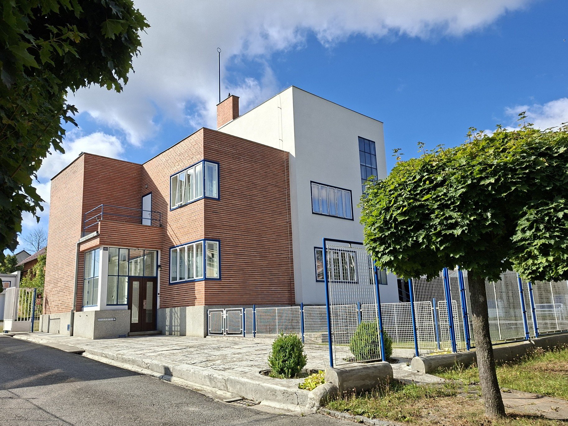 Město Polička a Šmídova vila