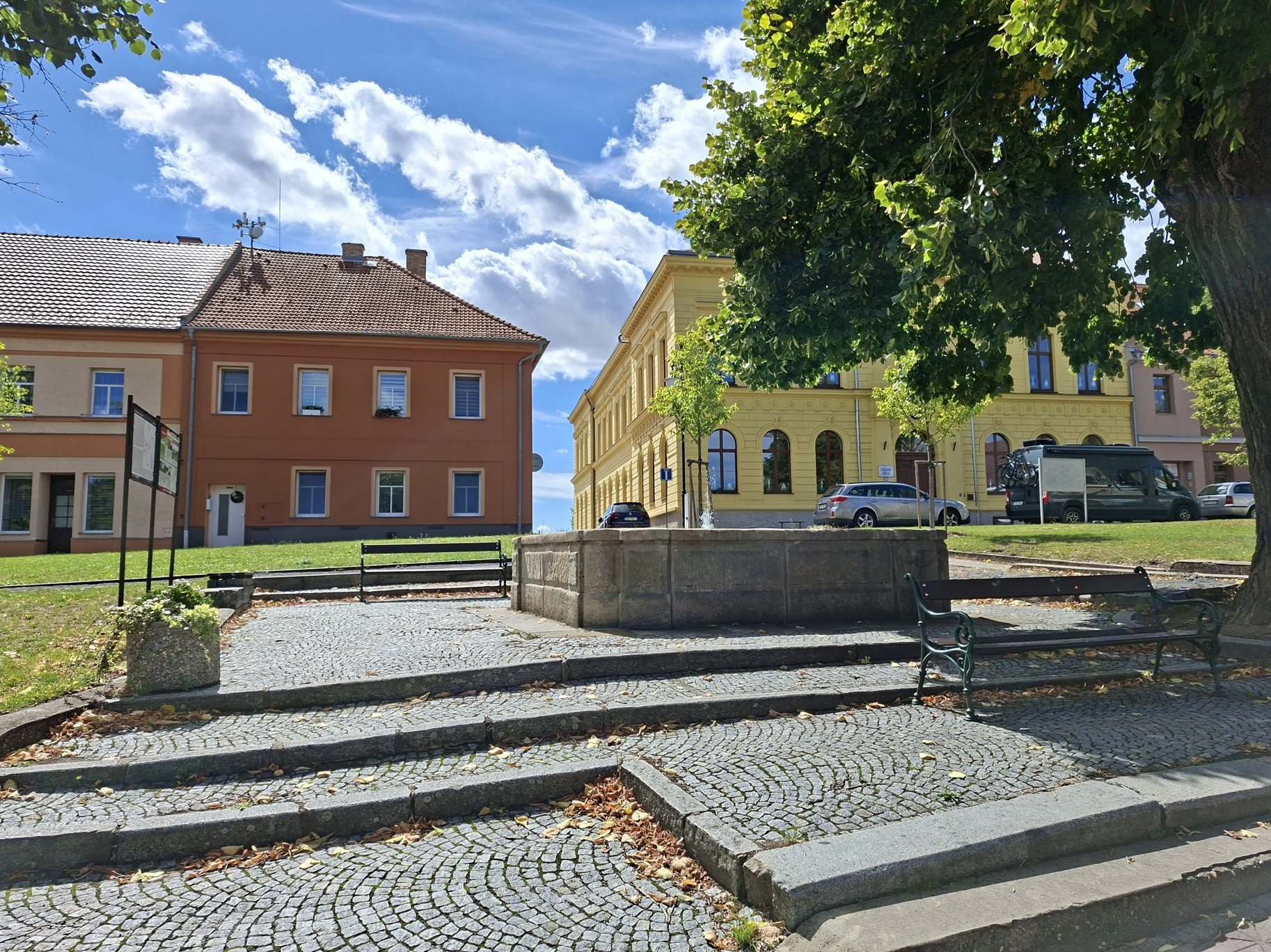 Třebenice na úpatí Českého středohoří