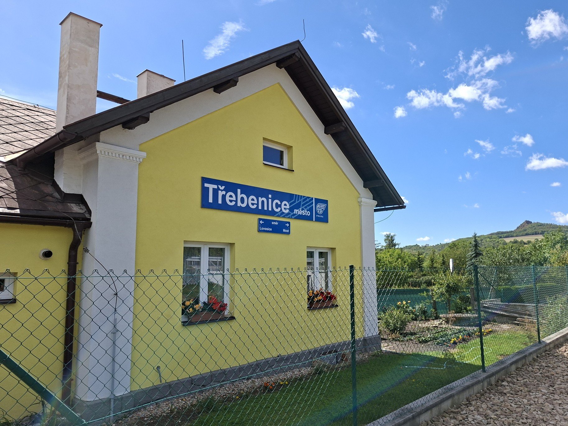 Výšlap na vrch Košťálov v Českém středohoří
