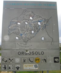 Sardinie - městečko Orgosolo