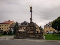Barokní morový sloup (sousoší sv. Salvatora) v městečku Jablonné v Podještědí