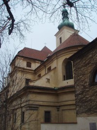 Nejznámější soška Pražského Jezulátka v Kostele Panny Marie Vítězné, patrně nejstarší barokní stavbě