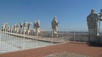 sochy na basilice Svatého Petra