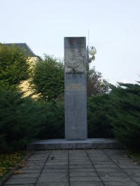památník padlým v Lošticích