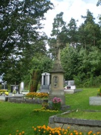 Pavlov - kříž na hřbitově