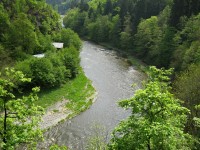 Pohled na řeku z jedné z vyhlídek
