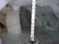 Ledová jeskyně