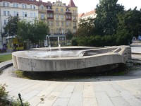 Praha - Fontána na Náměstí Jiřího z Poděbrad
