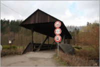 Havlovice - krytý dřevěný most přes Úpu