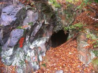 jeskyňka pod Jezerkou