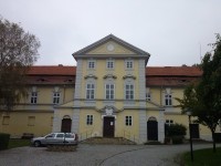8.Budova bývalého zámku, nyní Vinařství s.r.o.