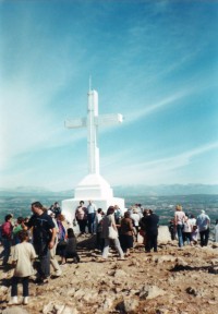 9.Kříž, podle kterého byl vrch nazván Križevac