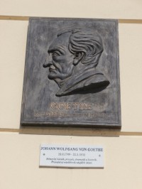 Plastika J.W.Goetha, ten byl taky všude....