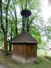 2. Osada Boseň. část obce Mužský - dřevěná zvonička z počátku 19. století