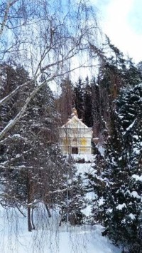 Kaple sv. Barbory v zajetí sněhu...