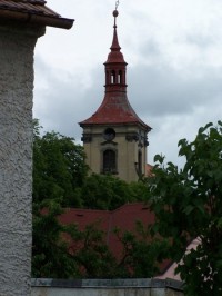 Nefunkční kostel Sv.Petra a Pavla