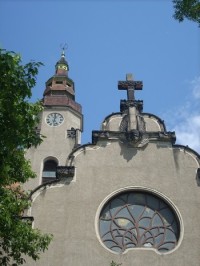 Detail věže kostela