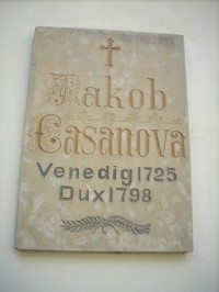 Náhrobní deska Casanovy na kapli