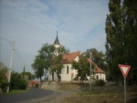 Kostel v obci Klapý