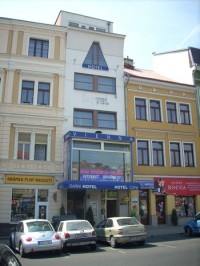 Hotel Vienna na Beneš.náměstí v Teplicích