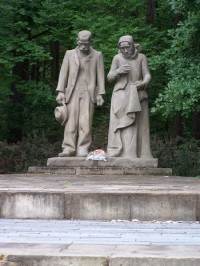 Pomník k obětem důlní katastrofy na dole Nelson u Oseka