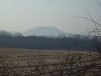 Pohled od kostela na Doubravský hrad