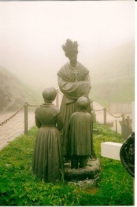 Socha Panny Marie s dětmi