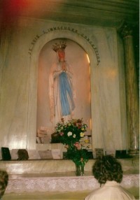 Socha Panny Marie