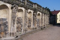 Barokní terasy v zámecké francouzské zahradě