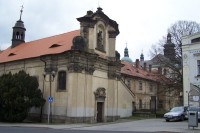 Kaple sv.Kateřiny a sv.Barbory na Klášterním náměstí v Oseku
