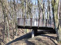 Vyhlídkové místo v Arboretu Moravské brány v Ratiboři (Polsko)