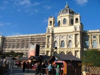 Advent ve Vídni:Vánoční trh na náměstí Maria-Theresien-Platz-2.zastavení