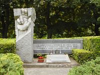 Pomník obětem I. a II. světové války v Chrudimi