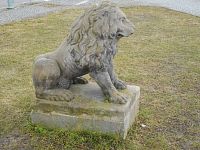 Třebechovice pod Orebem - socha lva